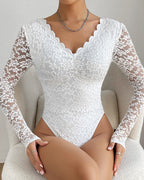 BODY DE ENCAJE FLORAL – ELEGANCIA Y SEDUCCIÓN EN UNA SOLA PIEZA