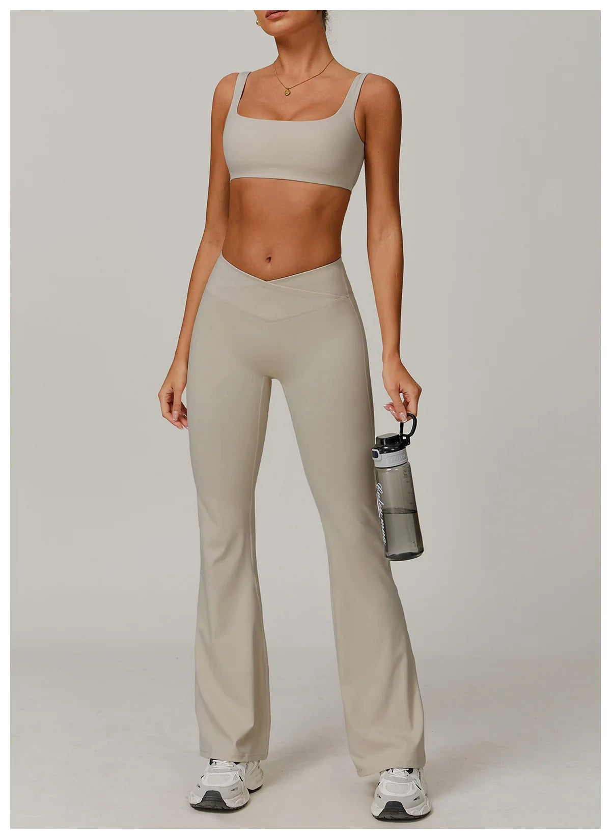 CONJUNTO FLARE NAVY Beige